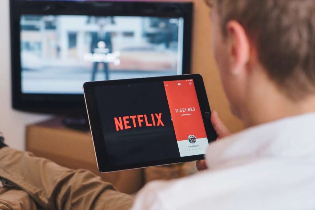 How to cancel Netflix subscription on mobile